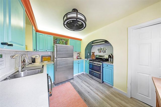 1840 Tigertail Ave, Miami, FL 33133