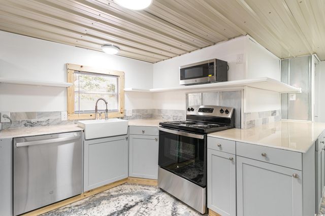 6 Ocean Reef Ln., Murrells Inlet, SC 29576
