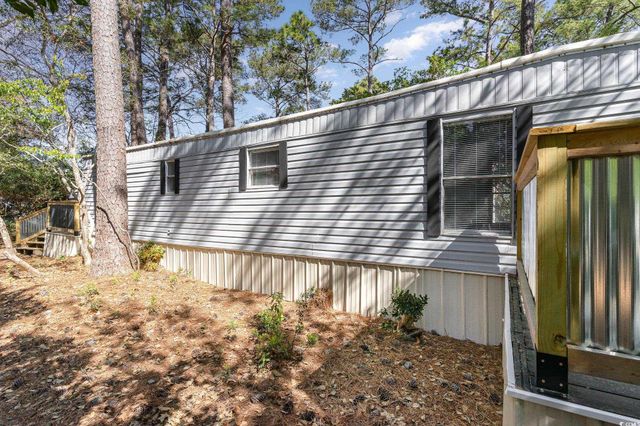6 Ocean Reef Ln., Murrells Inlet, SC 29576