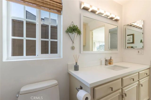 11445 Moorpark, Studio City, CA 91602