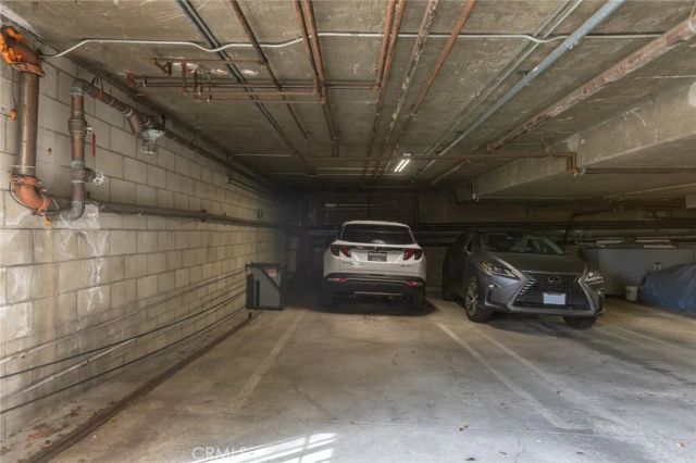 11445 Moorpark, Studio City, CA 91602