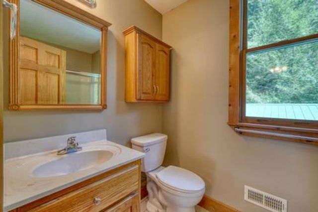 300 Chapman Lane, Blairsville, GA 30512