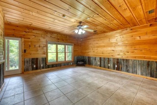300 Chapman Lane, Blairsville, GA 30512