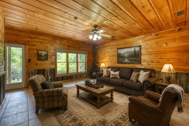 300 Chapman Lane, Blairsville, GA 30512