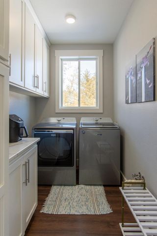 11889 Joneswood Drive, Baxter, MN 56425