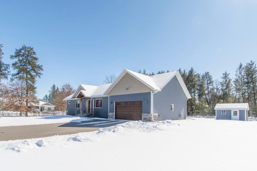 11889 Joneswood Drive, Baxter, MN 56425