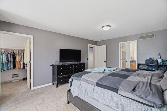 32627 Creekview street Creekview Street, New Haven Village, MI 48048