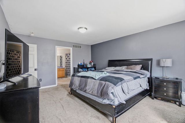 32627 Creekview street Creekview Street, New Haven Village, MI 48048