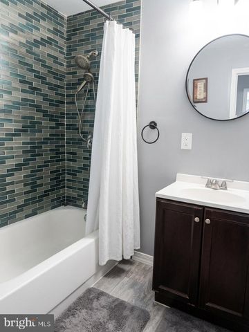 1802 E RUSSELL ST, Philadelphia, PA 19134