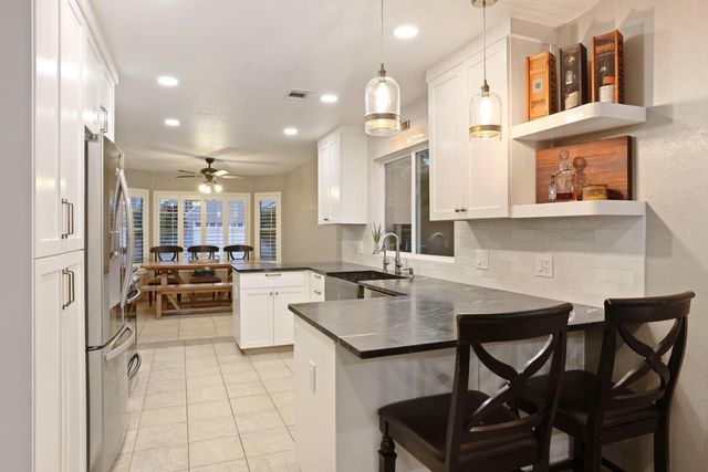 18923 Wildwood Dr, Lockeford, CA 95237