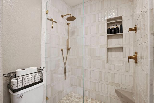 18923 Wildwood Dr, Lockeford, CA 95237