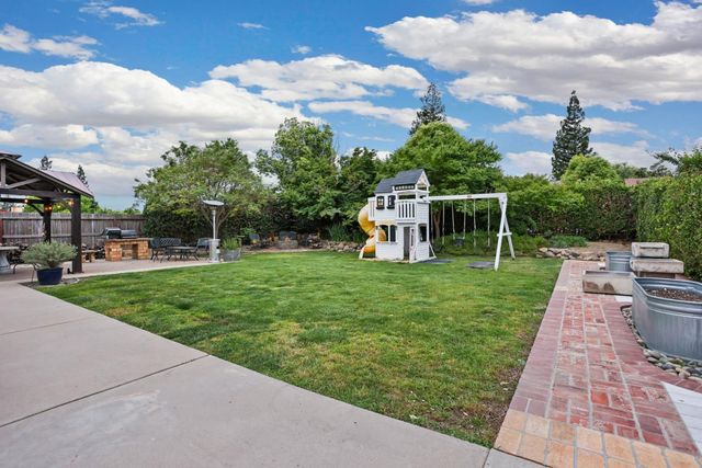 18923 Wildwood Dr, Lockeford, CA 95237