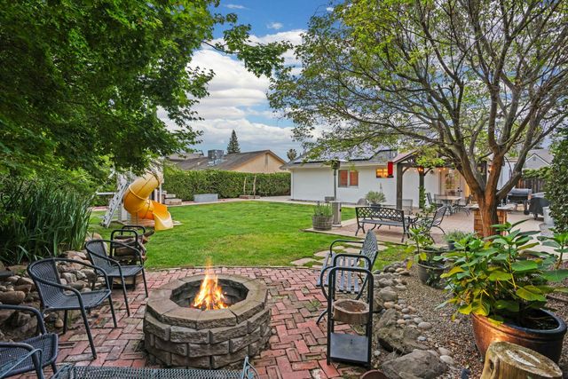 18923 Wildwood Dr, Lockeford, CA 95237