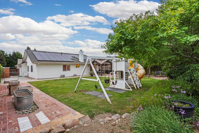 18923 Wildwood Dr, Lockeford, CA 95237