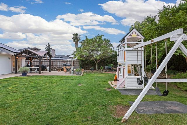 18923 Wildwood Dr, Lockeford, CA 95237
