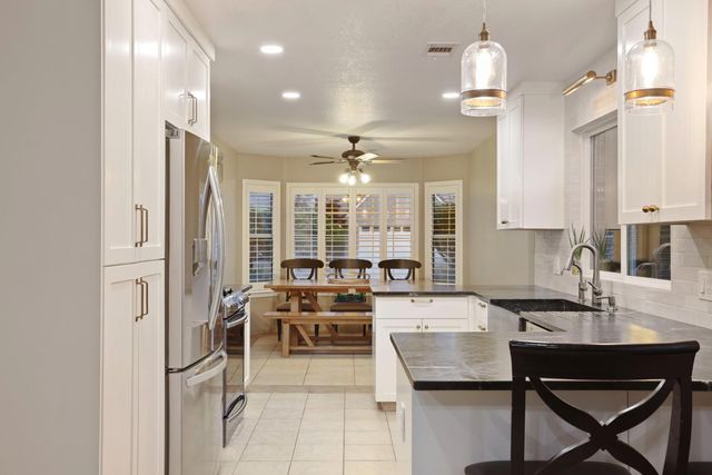 18923 Wildwood Dr, Lockeford, CA 95237