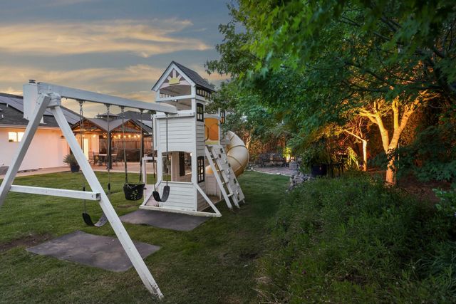 18923 Wildwood Dr, Lockeford, CA 95237