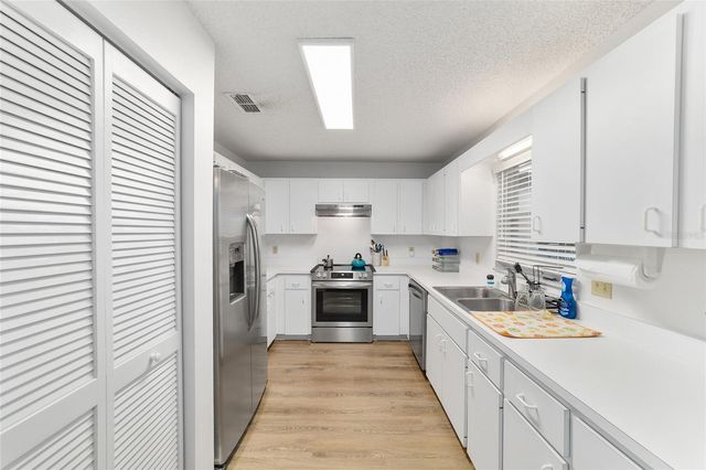 9696 SW 94TH TERRACE B, Ocala, FL 34481