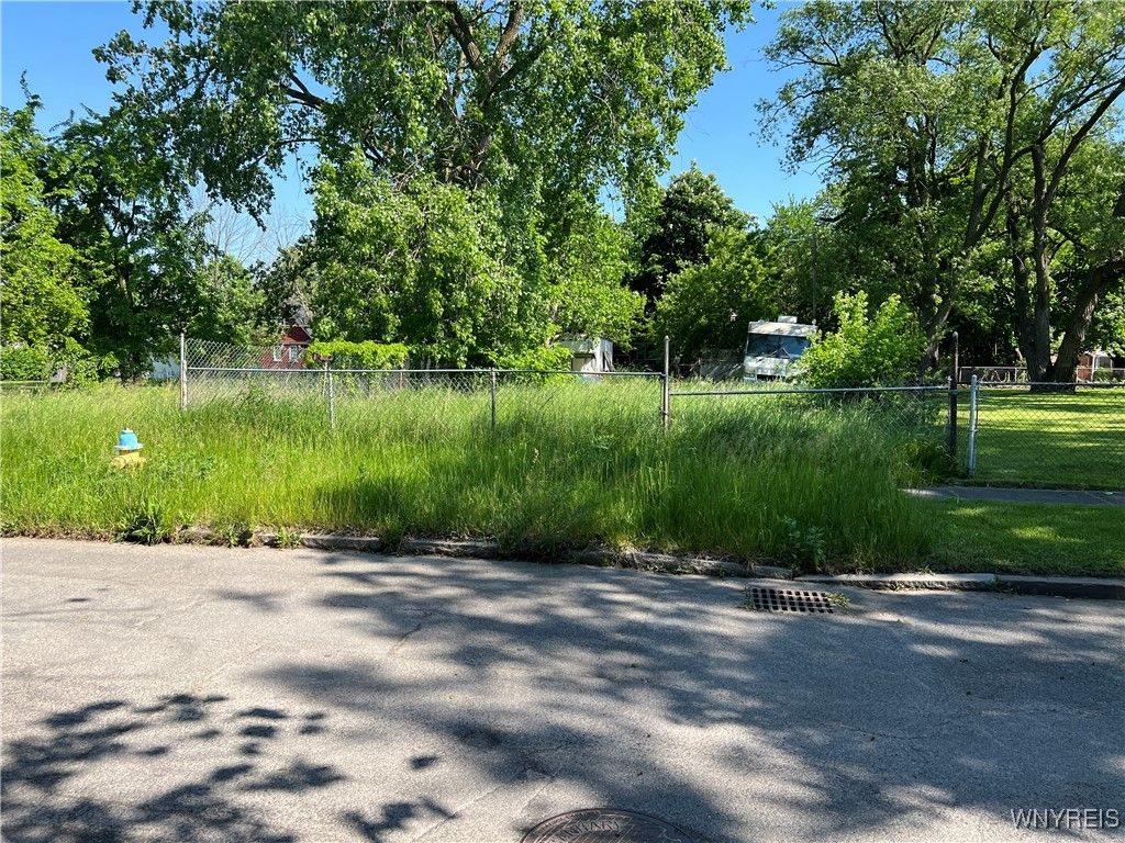 2226 Mackenna Avenue, Niagara Falls, NY 14303