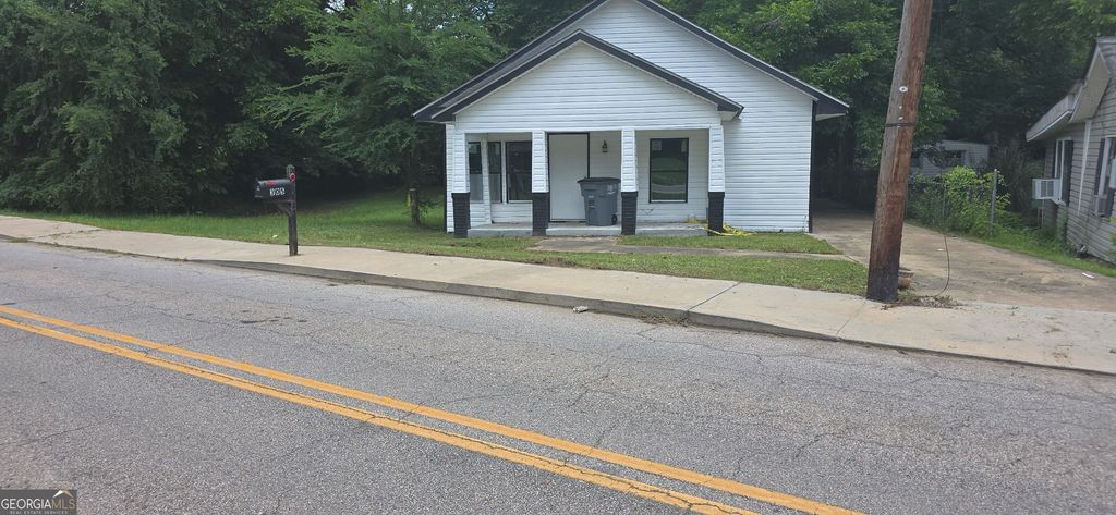 305 Colquitt Street, Lagrange, GA 30241