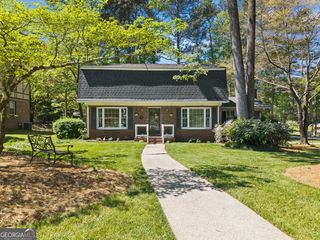 427 Angie Way SW, Lilburn, GA 30047