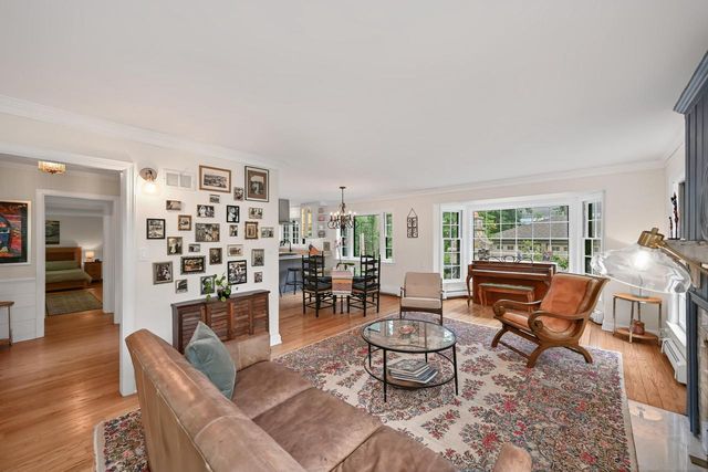 8332 N Greenvale ROAD, Fox Point, WI 53217