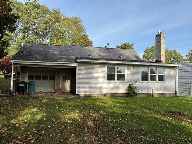 890 Cayuga Street, Fulton, NY 13069