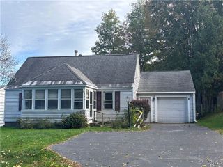 890 Cayuga Street, Fulton, NY 13069