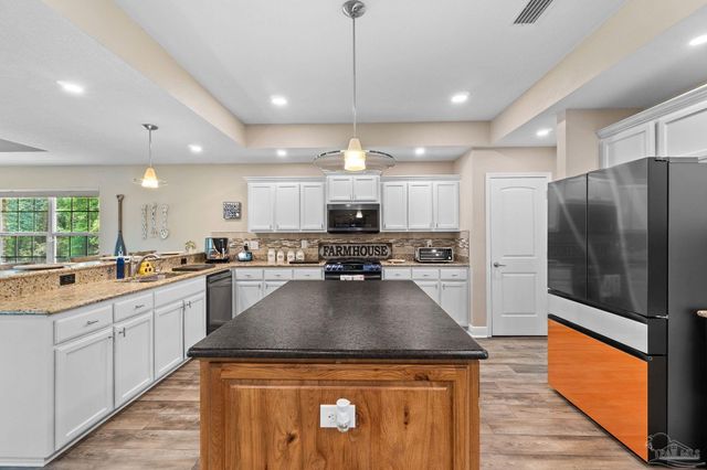 1142 Maskoke Dr, Cantonment, FL 32533