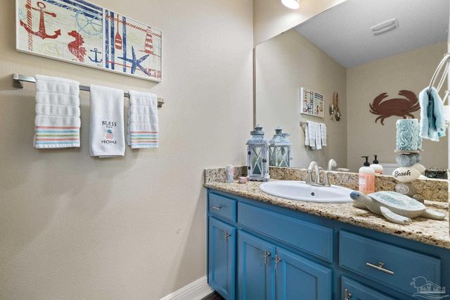 1142 Maskoke Dr, Cantonment, FL 32533