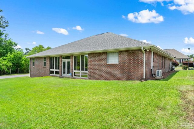 1142 Maskoke Dr, Cantonment, FL 32533