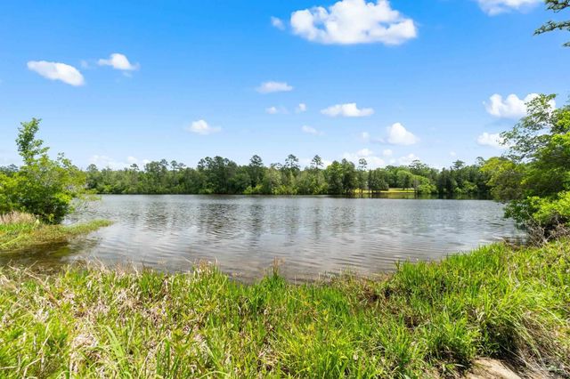 1142 Maskoke Dr, Cantonment, FL 32533