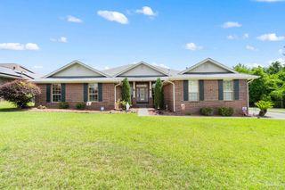 1142 Maskoke Dr, Cantonment, FL 32533