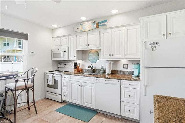 850 Palm ST F2, Marco Island, FL 34145