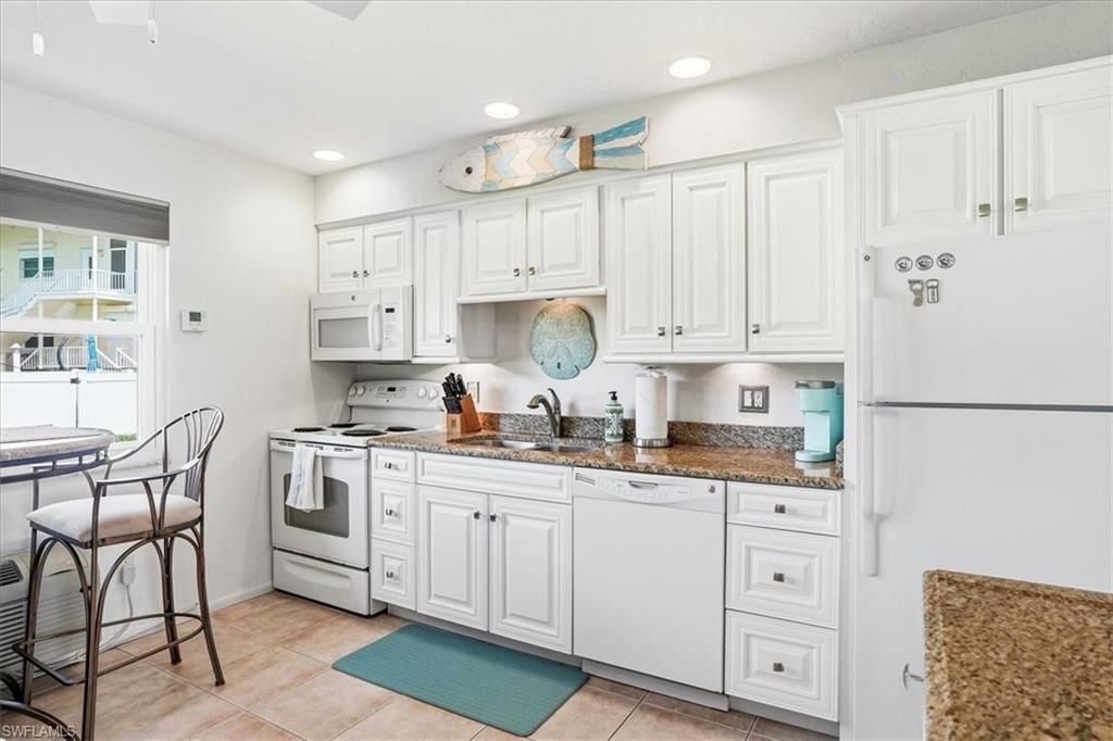 850 Palm ST F2, MARCO ISLAND, FL 34145 — photo 4