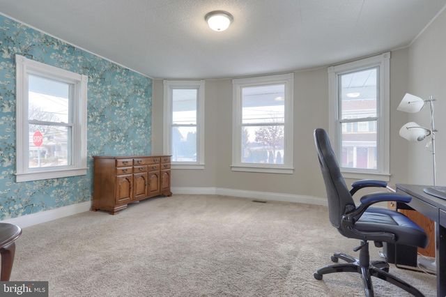 220 W MAIN ST, Newmanstown, PA 17073