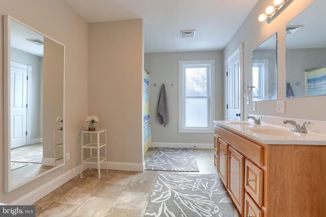 220 W MAIN ST, Newmanstown, PA 17073