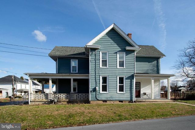 220 W MAIN ST, Newmanstown, PA 17073