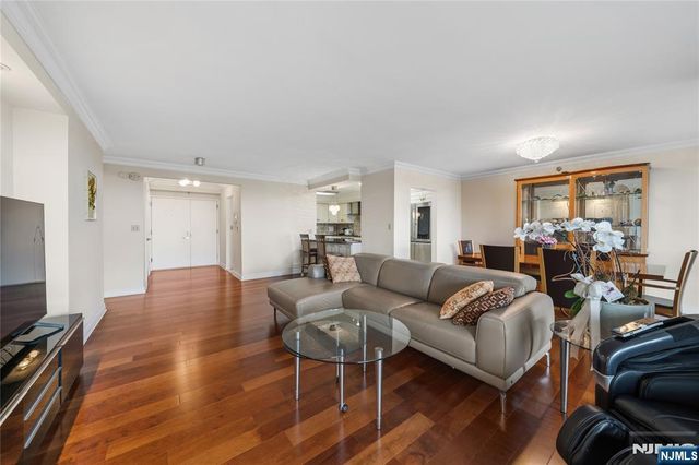 1512 Palisade Avenue 19A, Fort Lee, NJ 07024