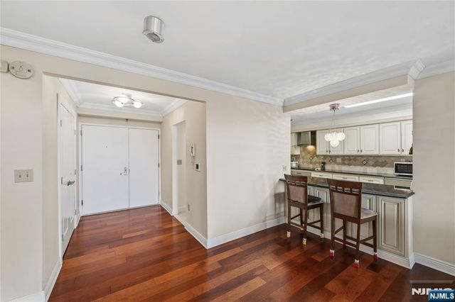 1512 Palisade Avenue 19A, Fort Lee, NJ 07024