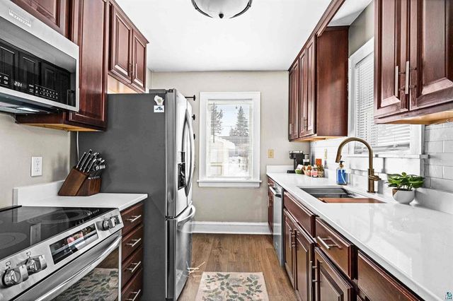 32 Laurel Avenue, Superior, WI 54880
