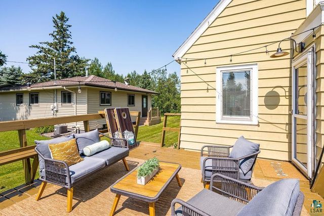32 Laurel Avenue, Superior, WI 54880