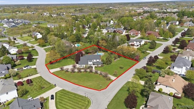5559 Oakdale Lane, Clarence, NY 14221