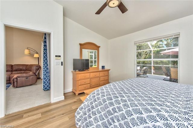 8207 Ibis Cove CIR Y, Naples, FL 34119