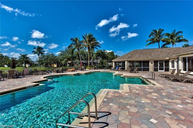 8207 Ibis Cove CIR Y, Naples, FL 34119