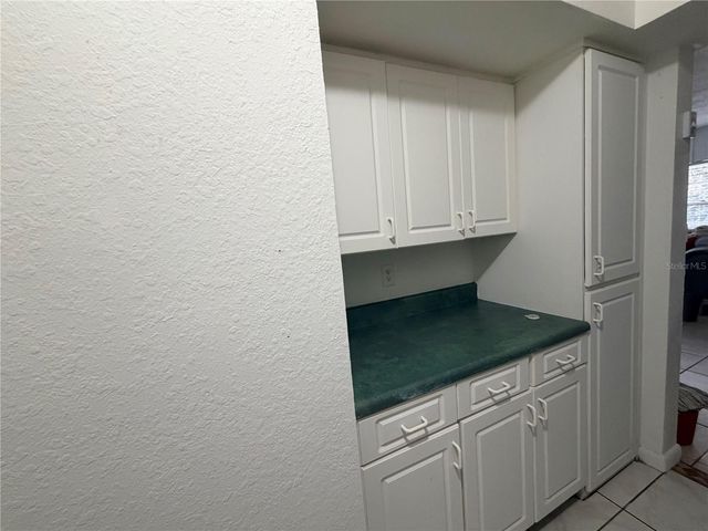 738 RIDENHOUR CIRCLE L, Orlando, FL 32809