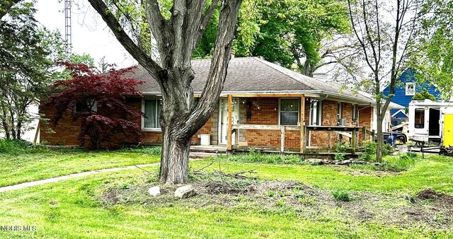 1009 Nela Parkway, Toledo, OH 43615