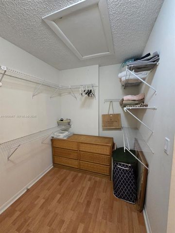 5 Rogart Cir, Boynton Beach, FL 33426