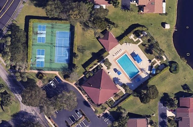 5 Rogart Cir, Boynton Beach, FL 33426