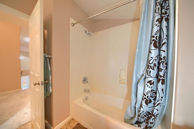 561 Branding Iron St, Oakdale, CA 95361